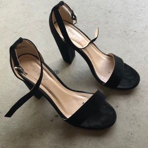 Black chunky heels. Size 7